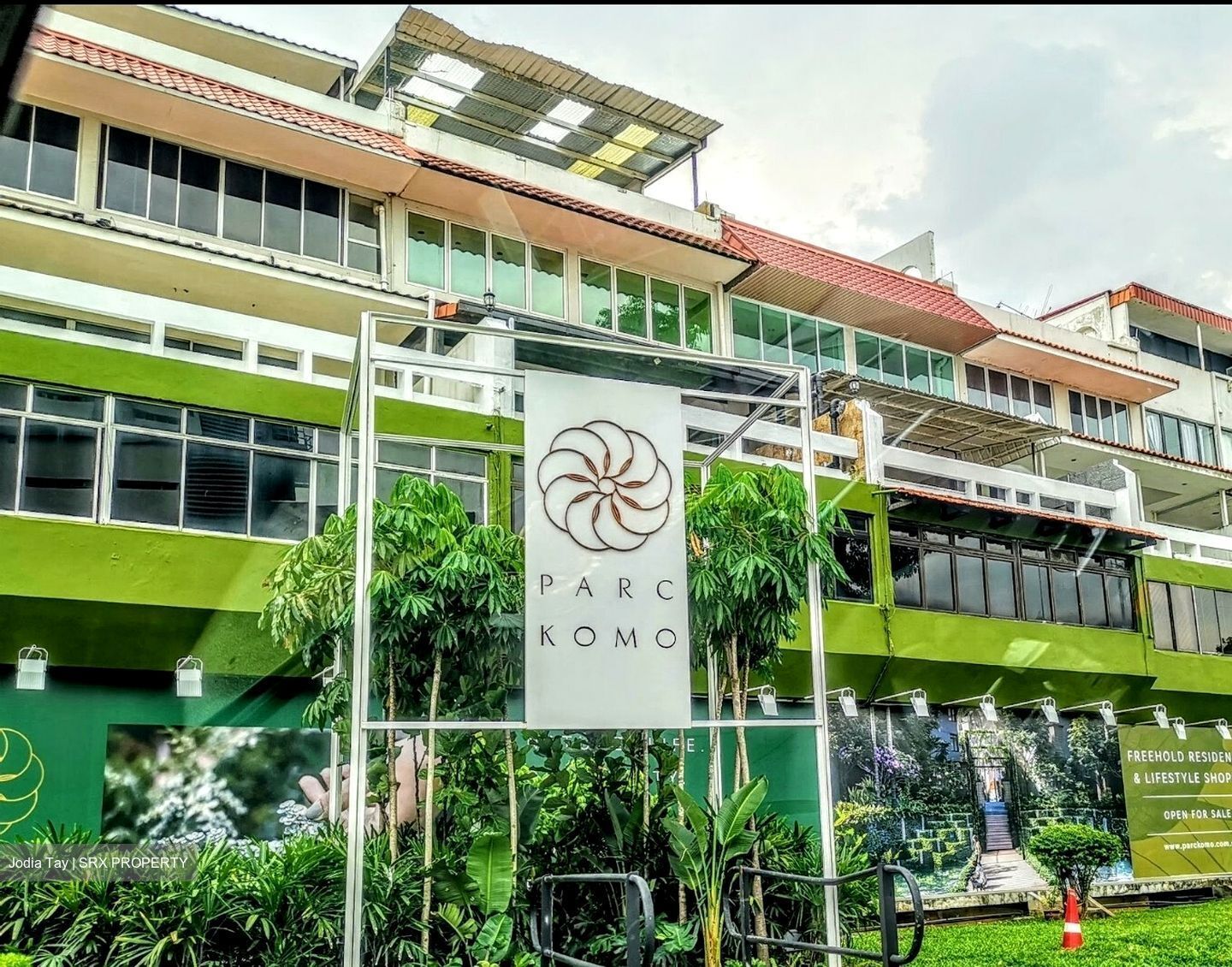 Parc Komo (D17), Retail #452113981